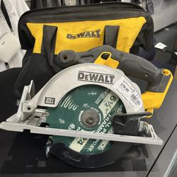 DEWALT Circular Saw Tool Only With Bag  Dcs391 20v Max A63303