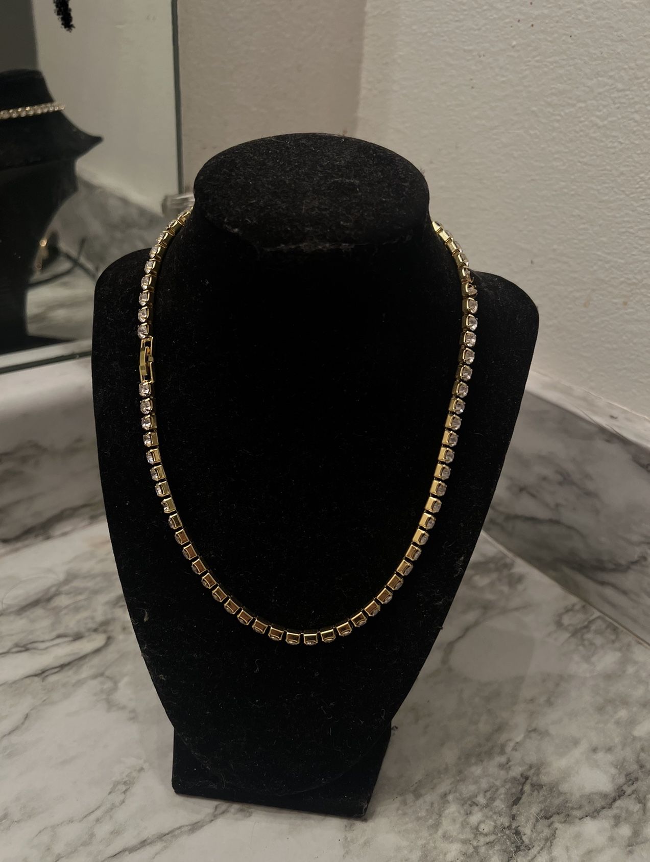 Gold Diamond Necklace 
