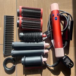 Dyson Airwrap™️ multi-styler and dryer Straight + Wavy (Strawberry Bronze/Blush Pink)