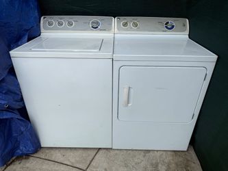 Washer and gas dryer