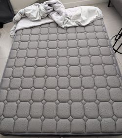 Full Size Mattress