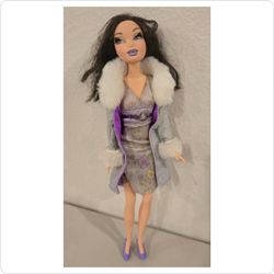 Mattel My Scene Nolee Doll in Silver Faux Fur Coat & Floral Dress - 1999 TLC