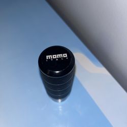 momo shift knob 