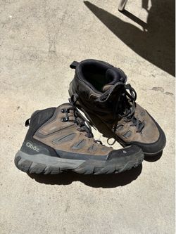 Men’s Oboz hiking boots size 10