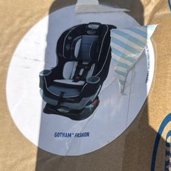 New in Box Graco Extend2Fit