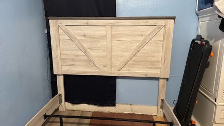 Queen size bed frame