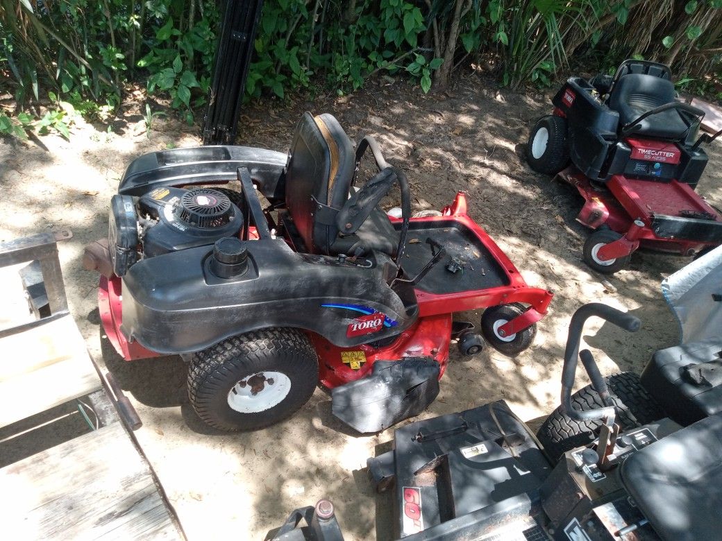 Toro TimeCutter Z420 With 16 Horse Vanguard V-Twin Overhead Valve Cast Iron Bore