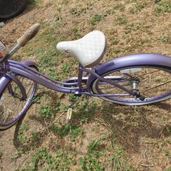 Schwinn Beach Cruiser 