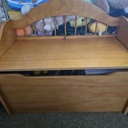 Wooden Toy Chest Bench
