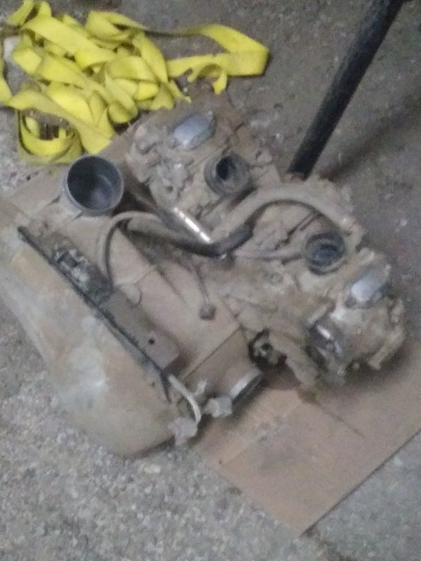 Photo 2012 Kawasaki 750 motor