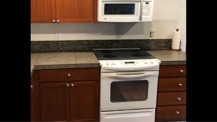 GE slide in electric range