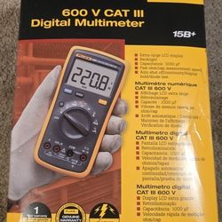 FLUKE digital Multimeter 15B+
