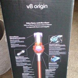 Dyson V8 Origin 