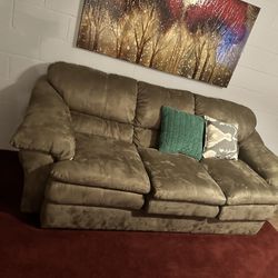 4 Piece Of  Couch For FREE !!!