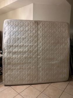 King sized mattress (firm mattress)