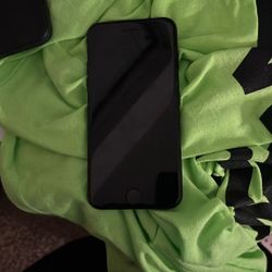 iPhone SE It Works Good it Is Just Died Right Now