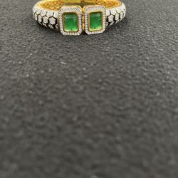 Elegant Green And Silver Bracelet 
