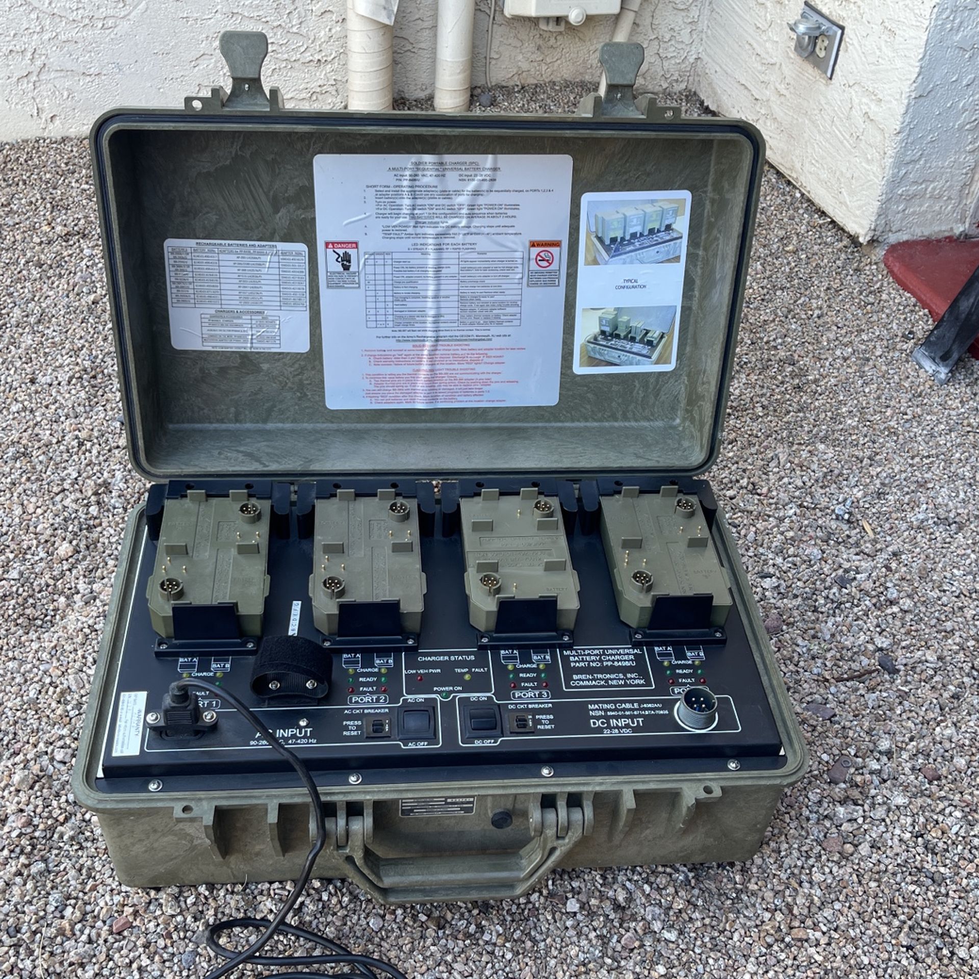 Bren-Tronics PP-8498/U , BTC-70801 Military Lithium Battery Charger BB-2590