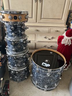 DW Collector’s Series USA Drum Kit + DW 5000 Hardware + Vintage Pro Setup Rare Finish