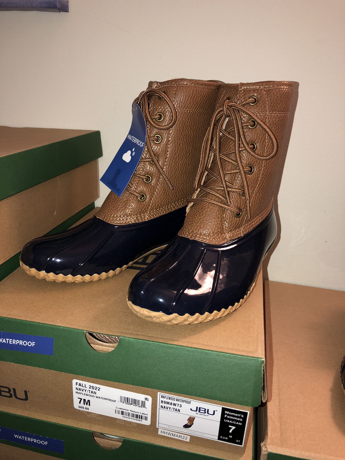 women’s waterproof boots sizes: 6-7-8