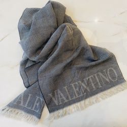 100% Wool Authentic Valentino Scarf