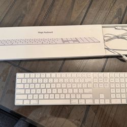 Apple Magic Keyboard With Keypad