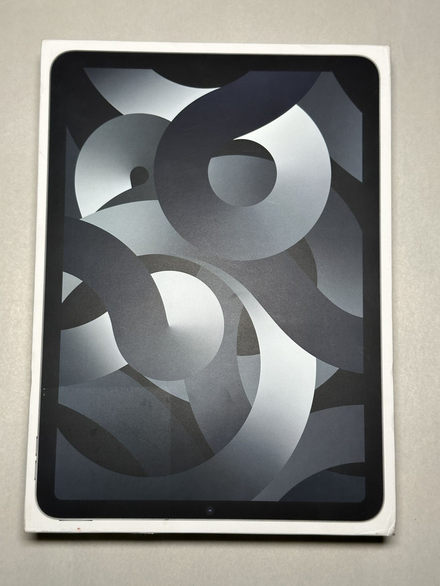 iPad Air 5th Gen 64GB Space Black + Accessories 