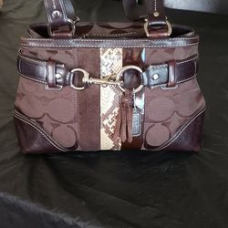 COACH Vintage Hamilton Signature  Bag.