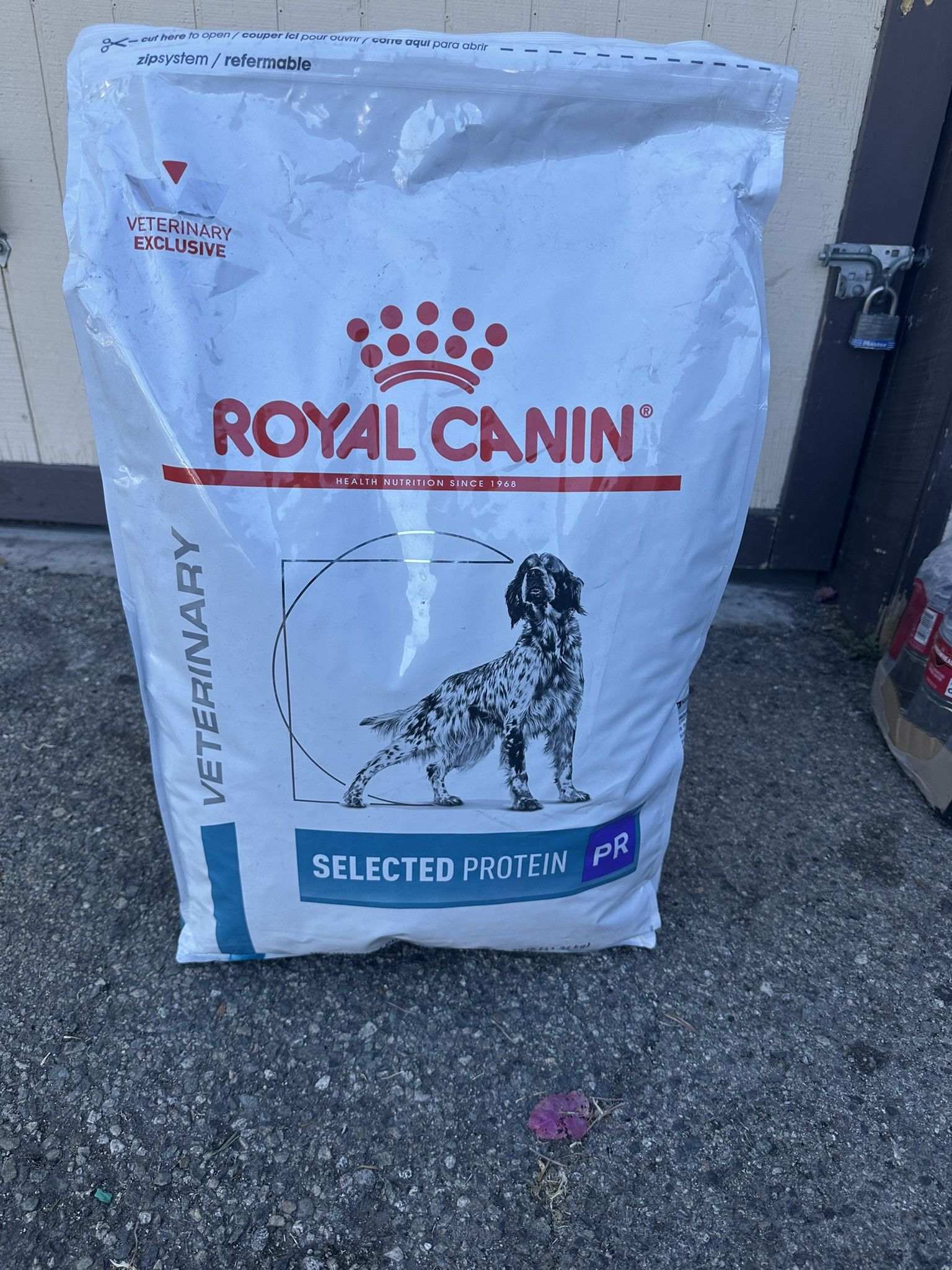 Royal Canin Dog Food 