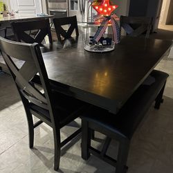 Dinning Table