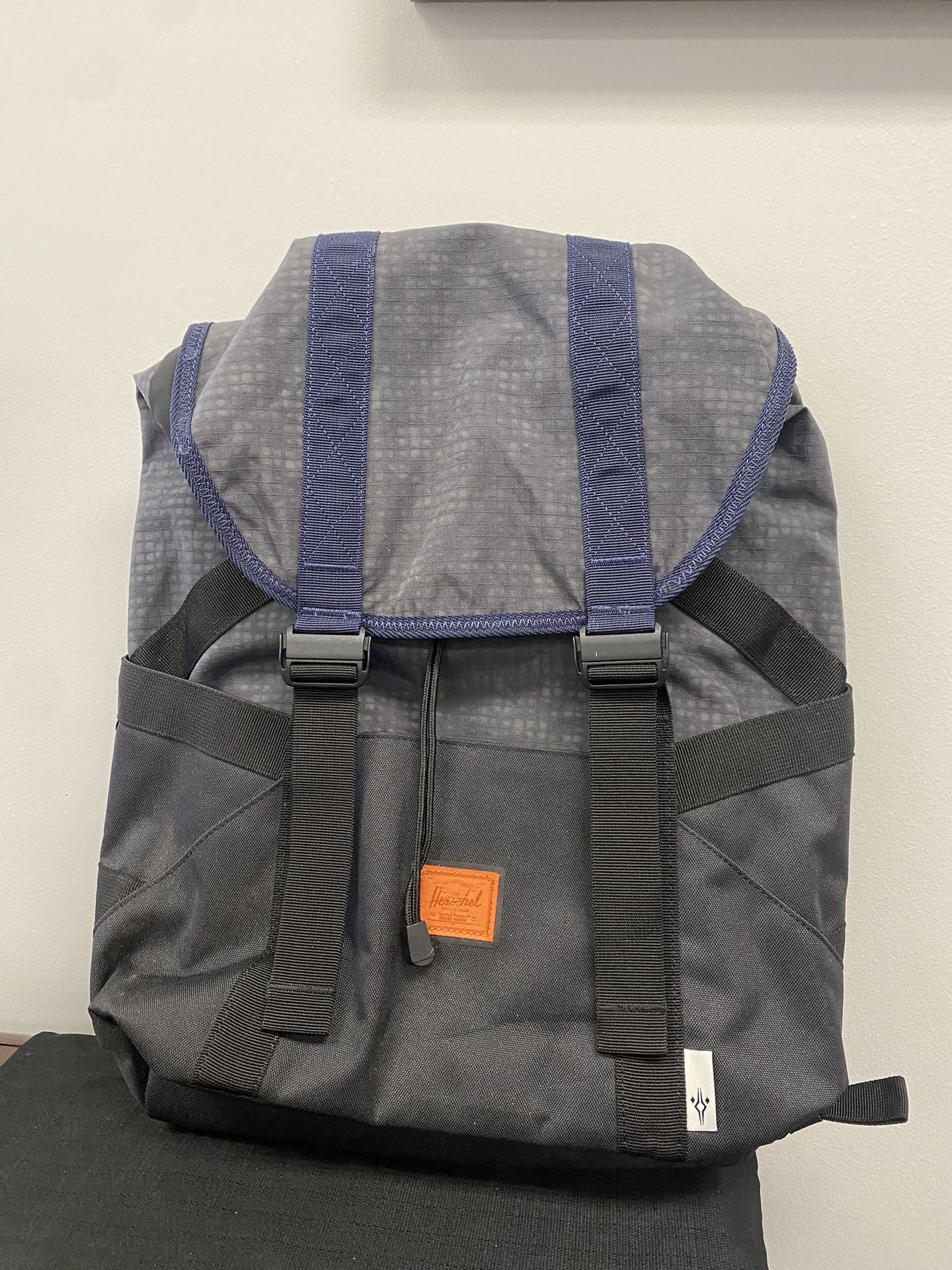backpack alternatives for hiking Backpack alternatives for hiking: 4 ways carry your gear
