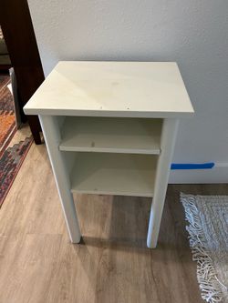 Night stand