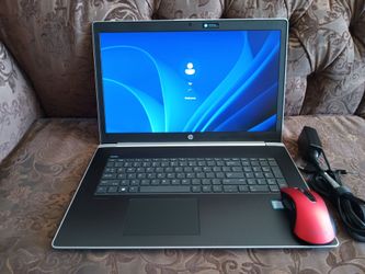 Laptop HP-17-ProBook-470 G5-core i3-Nvidia GeForce 930mx-12gb ram-256gb HD SSD solid.