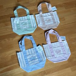 Viral Trader Joe’s 2026 Mini Canvas Tote set of 4