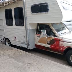 TOYOTA 85 Motorhome