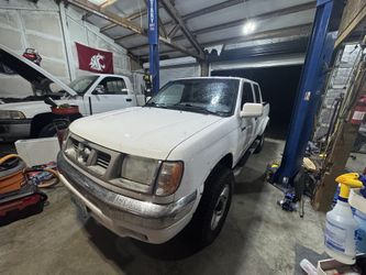 2000 Nissan Frontier