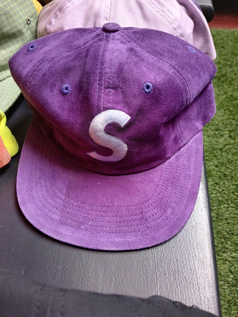 Supreme S HAT