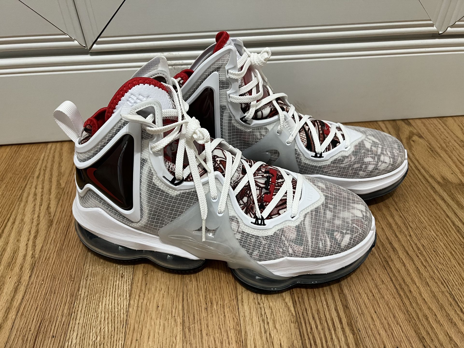 Nike Lebron 19 Sketch Size 11 Brand New