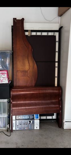 Twin daybed