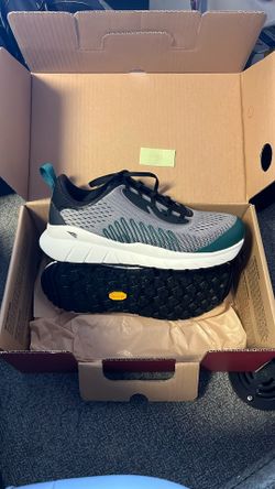 Red Wing Women’s Aluminum Toe Shoes