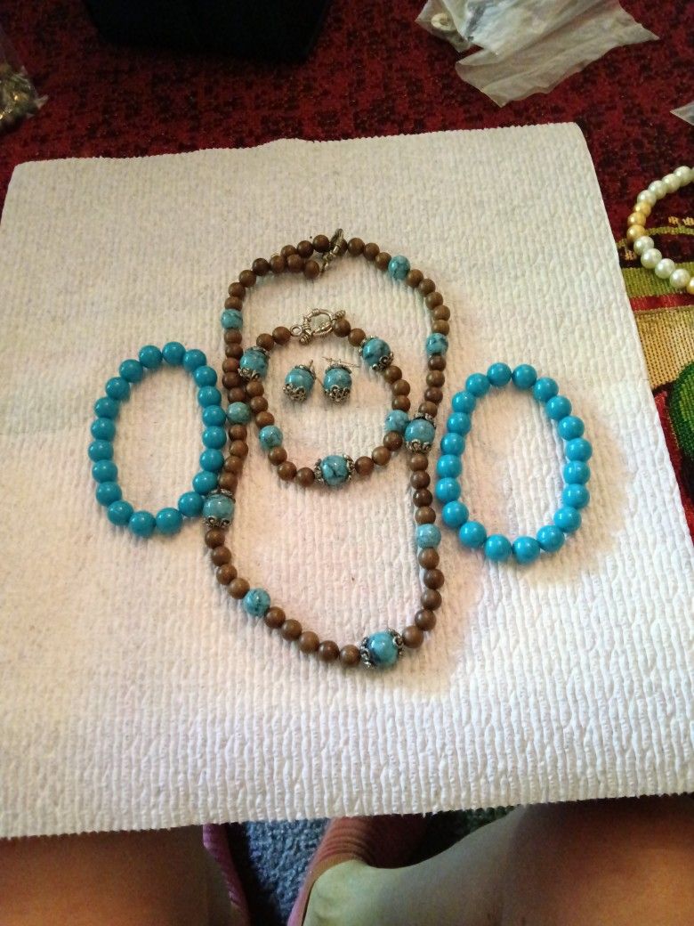 18 inch Necklace & 8 inch Bracelets