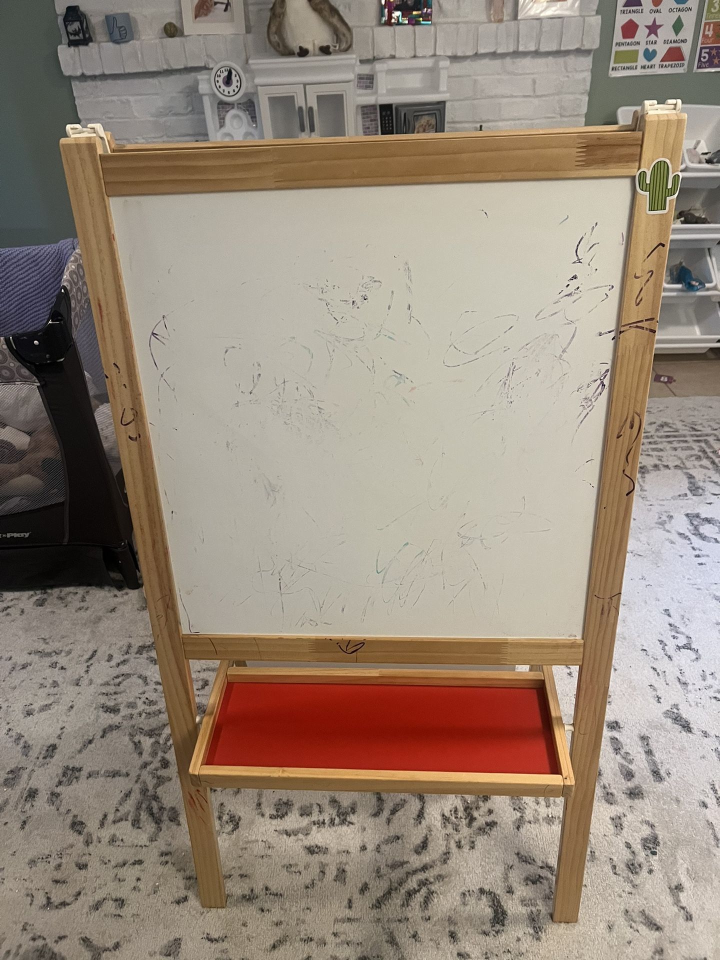 Easel