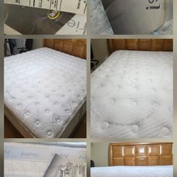 Serta I-series King Size mattress and Box Spring For Sale 