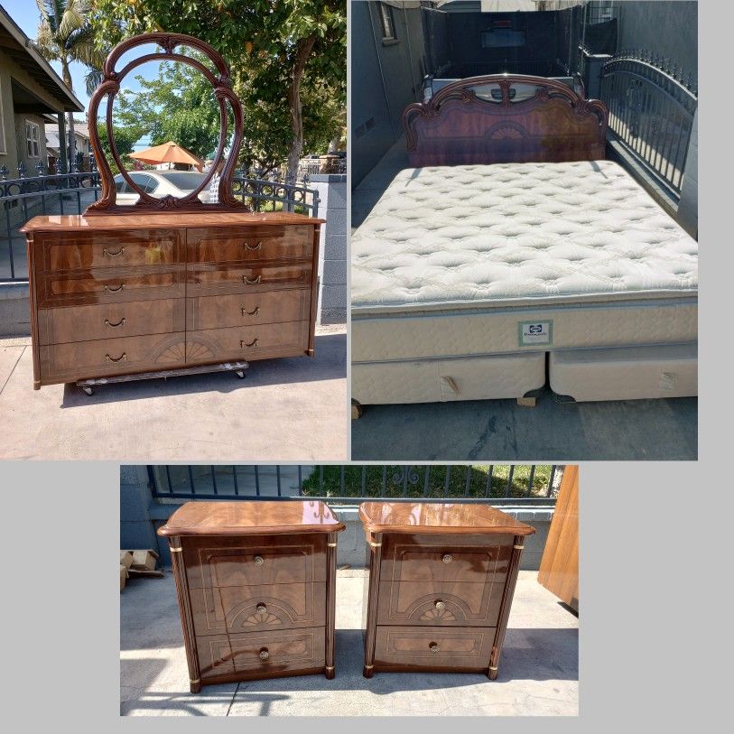 King Size Bedroom Set of 8 Pieces