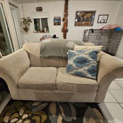 Couch Set / Pull Out Queen Couch 