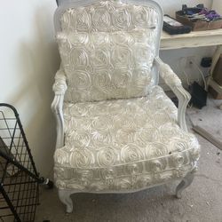 FREE Furniture/TV/Fireplace - vintage/modern