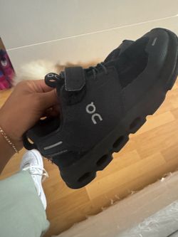 On cloud play shoes