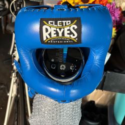 Cleto Reyes Headgear 