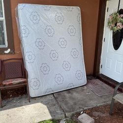   Mattresses: twin, full , queen regular ,  Colchon Nuevo Colchones plush or pillow top available cama bed mattress 