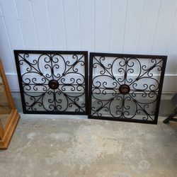 Metal Ornamental Wall Decor  